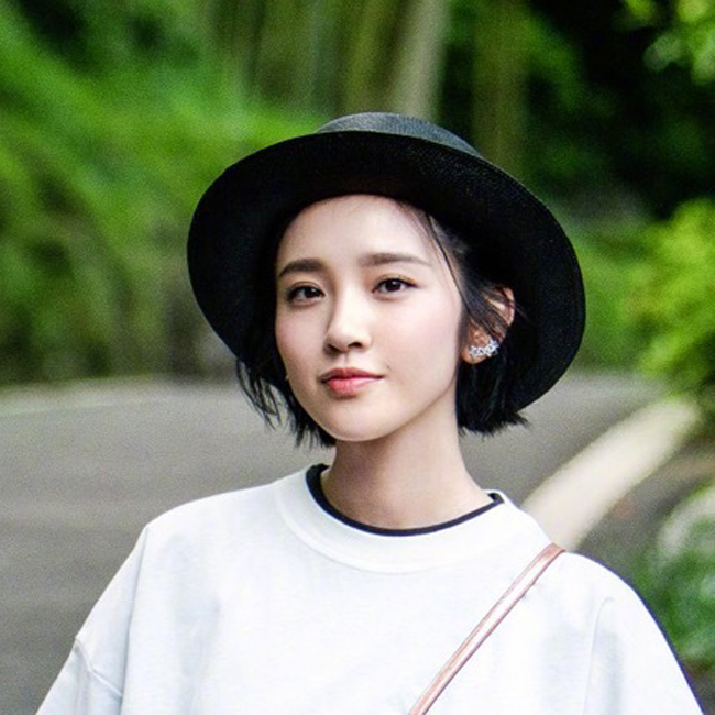 夏天她们都留了这款"龙须刘海儿",灵气指数爆表