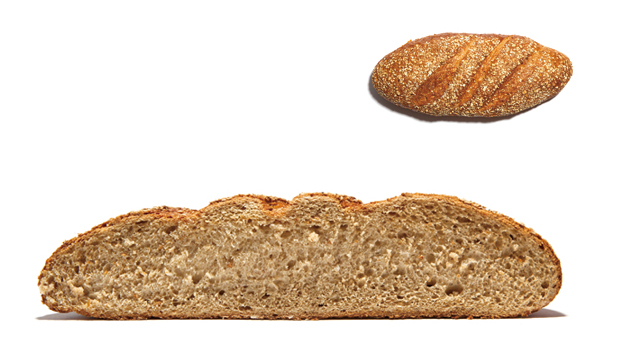 Spelt bread 斯皮尔特小麦面包特别的斯皮尔特小麦粉制作，看起来像淡黑麦面包，但有淡淡的甜味和坚果香。