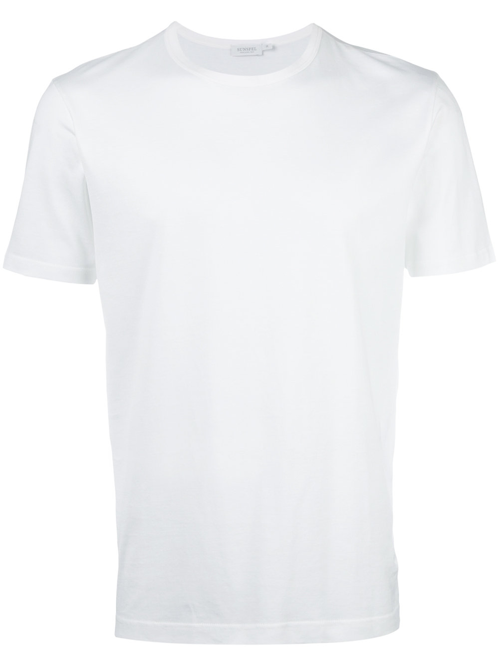 每日穿搭｜质感为上的白色T恤