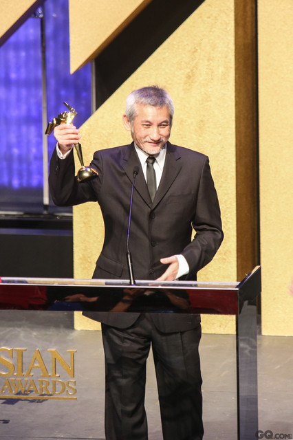 另外，终身成就奖由香港导演徐克获得，亚洲飞跃演员大奖颁给了内地95后演员林允，卓越亚洲电影人大奖则是香港电影人郑秀文。
