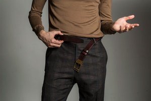 男人在什么时候要系腰带其实是一个大问题！