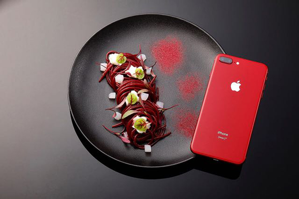 Art Food x iPhone 8 红色特别版,星级美食快闪了解一下?