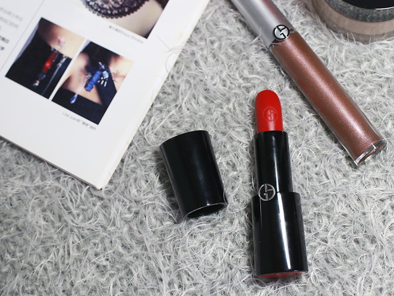 【Q】为冷冬添一抹中国红--阿玛尼挚爱唇膏40