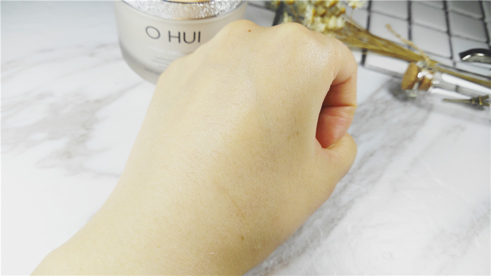 【小琦喵】这个秋季补水、美白、紧致都要动起来!