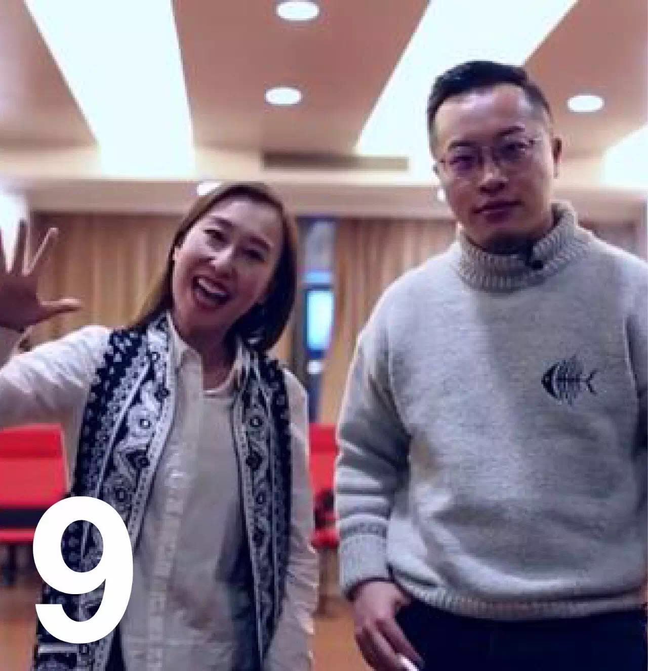 王健林“一个亿”的小目标犹在耳畔，转眼就为你唱了首《一无所有》| GQ Daily 