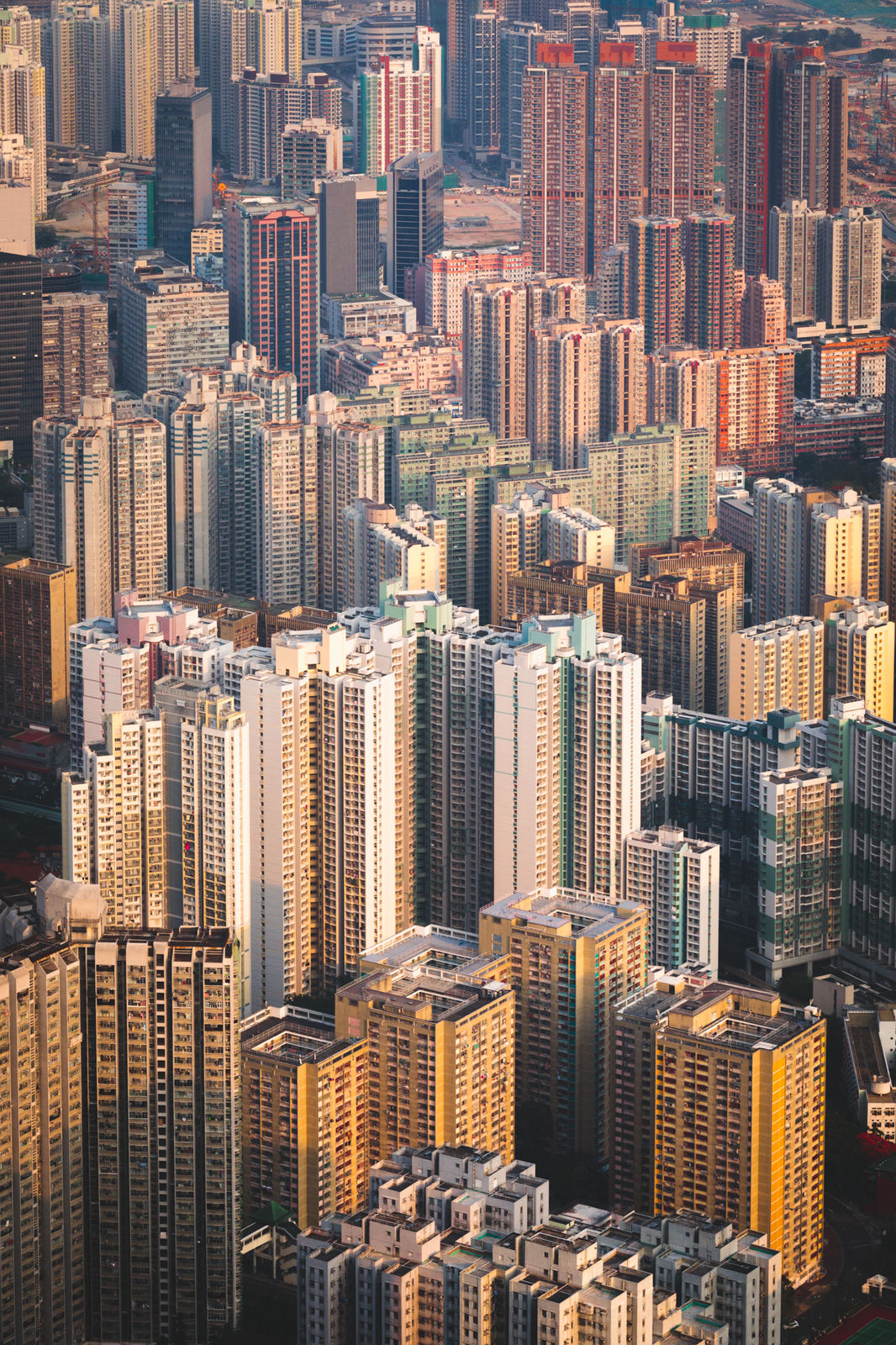 去香港旅游有哪些值得特意去看的现代建筑？ - 知乎