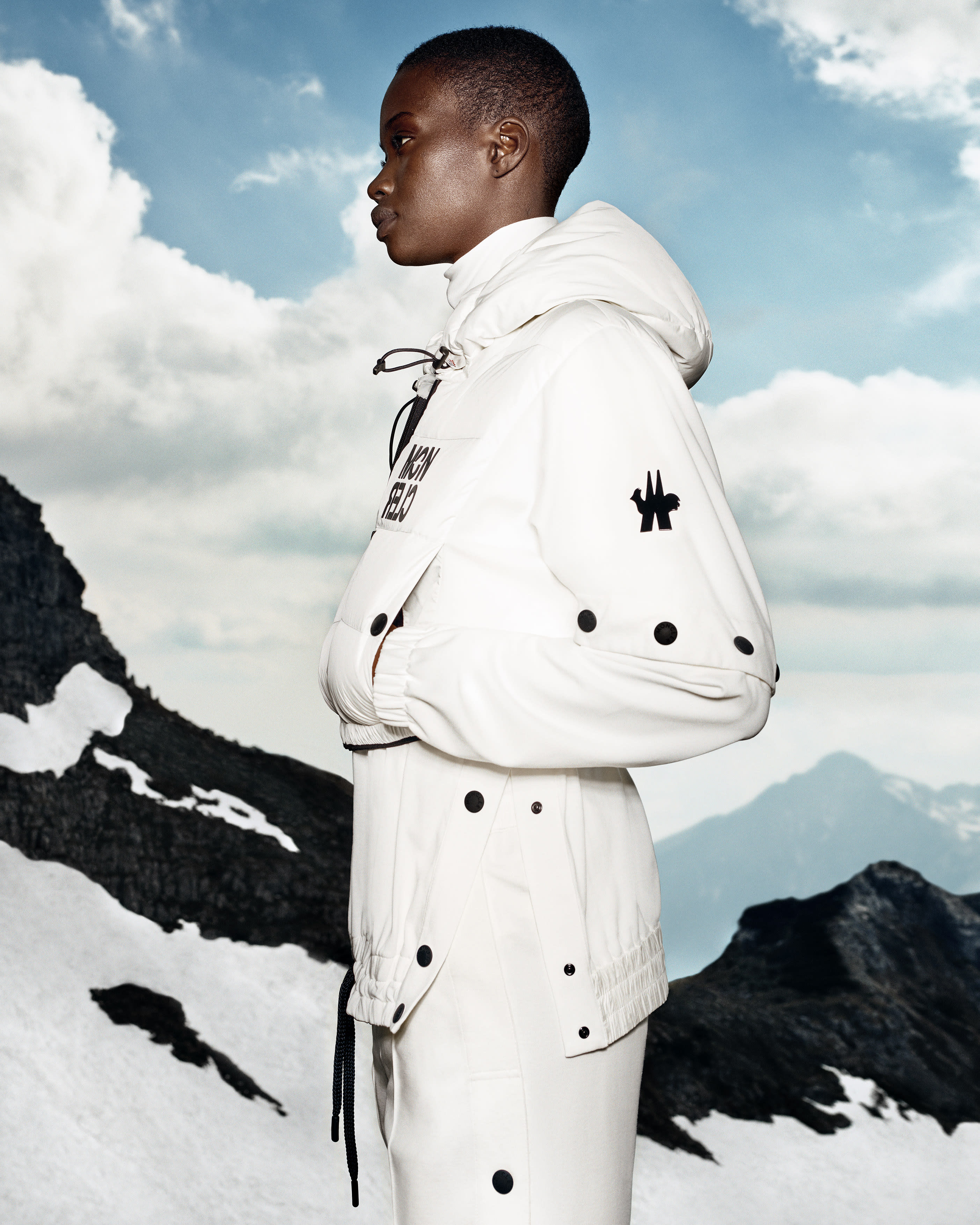 盟可睐moncler grenoble系列为今夏带来全新高科体验