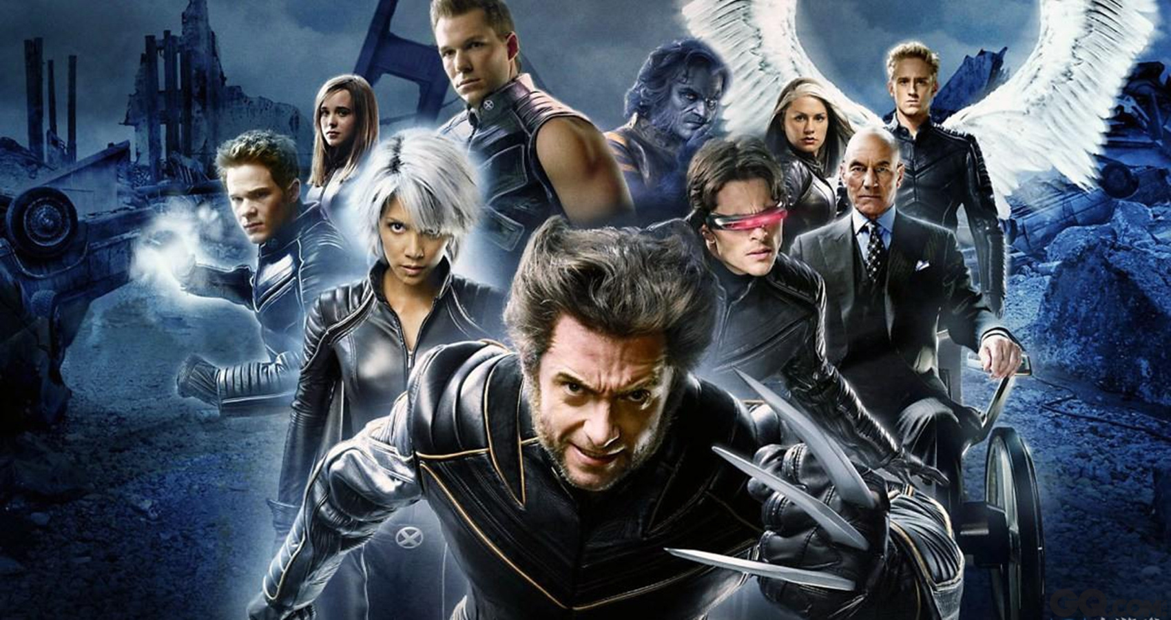 从马修·沃恩 （Matthew Vaughn）接手执导全新X战警系列电影的布莱恩·辛格（Bryan Singer）几乎打造了一个“X战警”的复仇者联盟阵容规模，不仅仅包括了《X战警：第一战》（X-Men : First Class）的主要演员，先前三部曲的角色也因为时空交错而全数回归，造成新旧X教授、万磁王、暴风女、小淘气、冰人再次出现于大银幕前；不过这部片几 乎重新开启了X战警电影的时间线，之后会如何发展令人期待。演员阵容有：休·杰克曼（Hugh Jackman）、迈克尔·法斯宾德（Michael Fassbender）、艾伦·佩吉（Ellen Page）、哈莉·贝瑞（Halle Berry）、詹妮弗·劳伦斯（Jennifer Lawrence）、詹姆斯·麦卡沃伊（James McAvoy）、还有中国女神范冰冰。