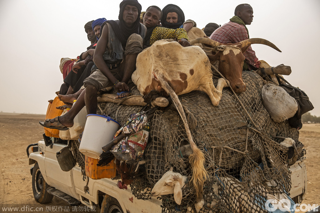 尼日尔是非洲最穷的国家之一,该国国土80%以上都被撒哈拉沙漠覆盖