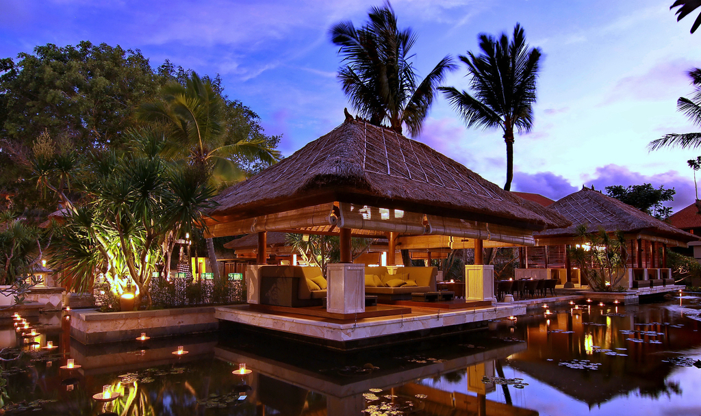巴厘岛阿雅娜度假DAMAR餐厅