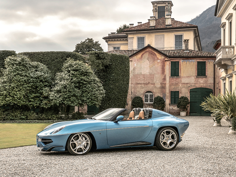 相比原先的硬顶版本,新款的敞篷设计使得这辆复古风的艺术品又添加了