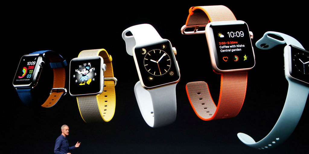 Apple Watch Series 2

　　“Apple Watch最终形态一定是独立于手机的”。但在没有足够的技术支撑之前，人们想给这块手表的太多，在经过一年多之后，适当降了温。Apple在稳固时尚腕表地位的同时，更倚靠硬件算法猛打运动人群。对用户来说，这是好事。苹果几乎重塑了watchOS系统。Apple Watch 2代用更亮的屏幕，GPS，以及watchOS 3系统等元素加强了它的最核心的通知和运动健康功能。例如成为mac电脑的解锁装置，例如目前唯一靠谱的“下水”智能手表。“让你尽量不摘下它，让你用到它的几率更高”。
