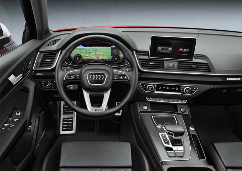 Audi SQ5 3.0 TFSI (2018)有大量的技术功能。 其中包括具有交通堵塞辅助的自适应巡航控制，速度低于40英里/小时，车道保持辅助，后横穿交通警报，停车辅助，以及具有自动紧急制动的行人检测。
