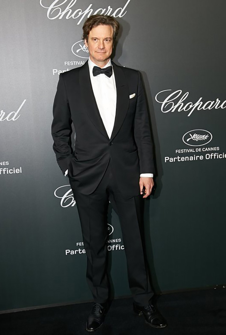 演员史蒂夫61卡瑞尔出席电影《狐狸猎手》红毯,穿衣风格浑然天成的