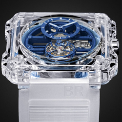 MR PORTER 与BELL & ROSS 呈现全新 BR-X1蓝宝石玻璃镂通陀飞轮腕表