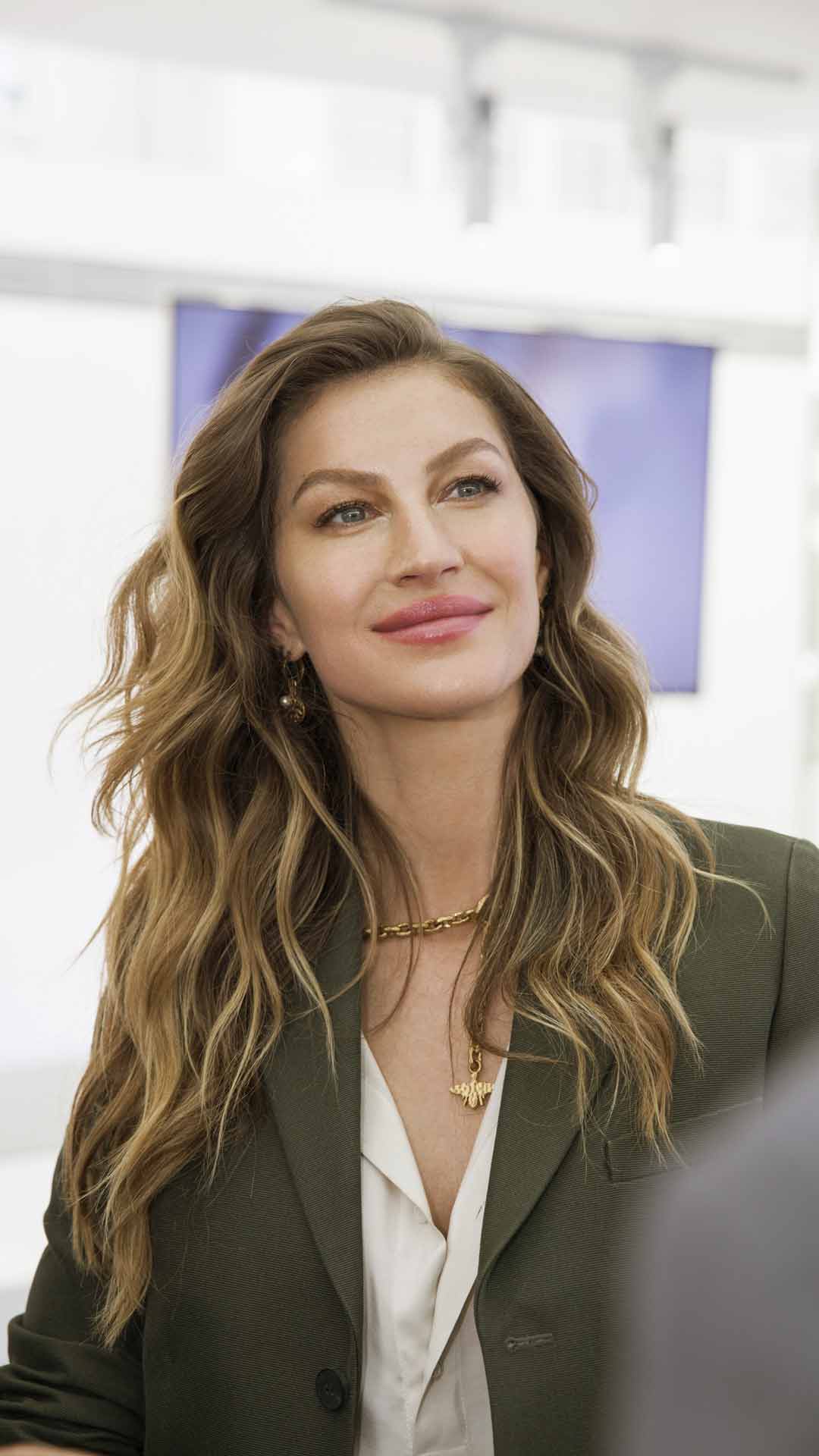 美容| 吉赛尔真人到底有多美