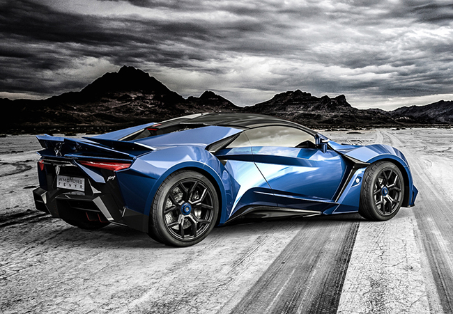 不过,与其说lykan hypersport是一辆超跑,我更愿意将它定义为一件奢侈