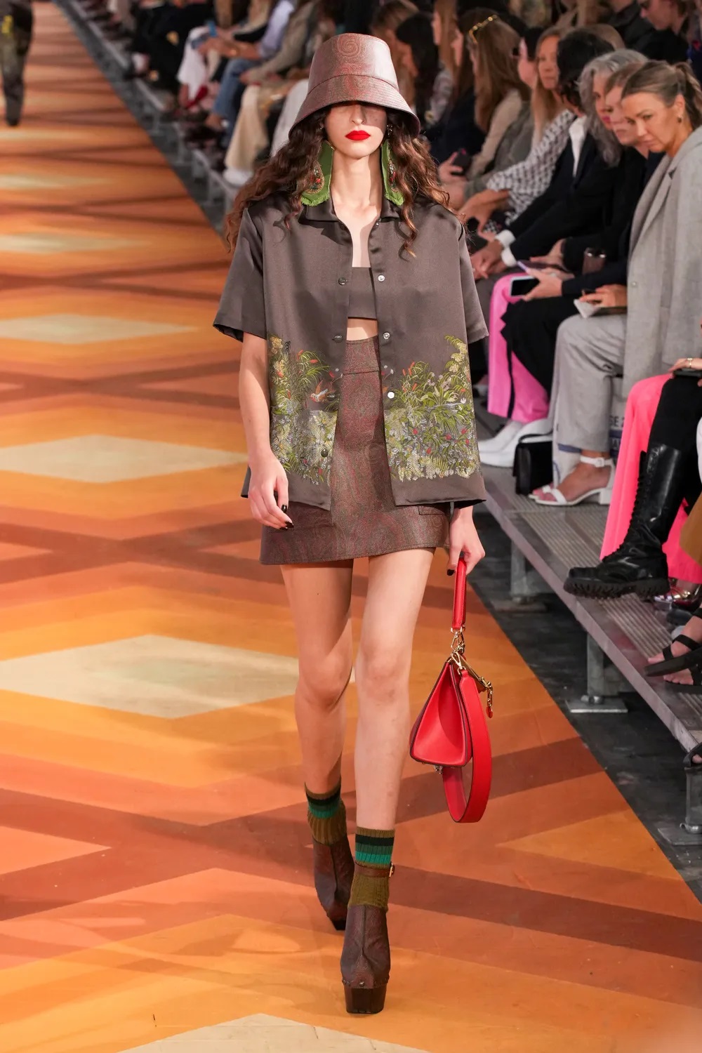 etro 发布2023春夏女装系列