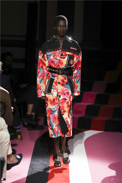 miu miu club重返巴黎