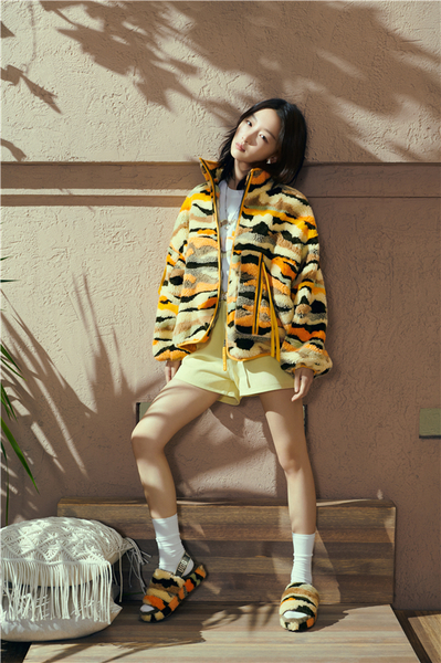 周冬雨演绎ugg032021感纵茸去怒放春夏大片向阳而生ugg03全新毛茸